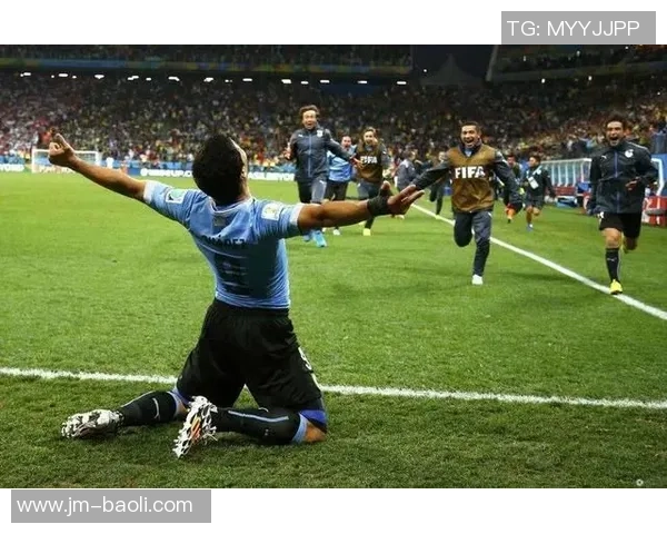 彩绘足球球星的艺术魅力探索与运动精神的完美融合 彩绘足球球星的艺术魅力探索与运动精神的完美融合