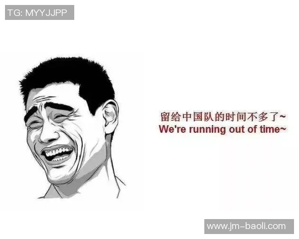 昔日绿茵巨星的光辉不再 过气足球球员的挣扎与重生 昔日绿茵巨星的光辉不再 过气足球球员的挣扎与重生