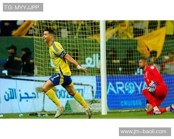 2025年全球足球十大球星收入排名揭秘 梅西C罗领衔豪华榜单