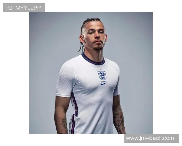 帅气足球后卫球星头像 男神级颜值引领潮流与激情对决